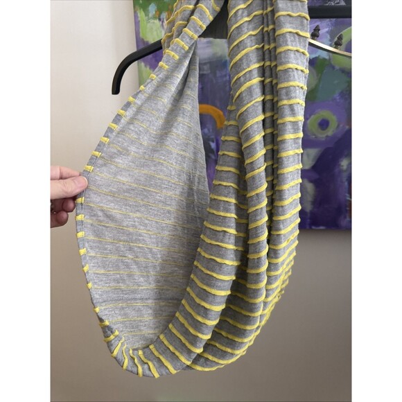 Eddie Bauer Infinity Scarf Gray And Yellow Knit - Picture 2 of 11